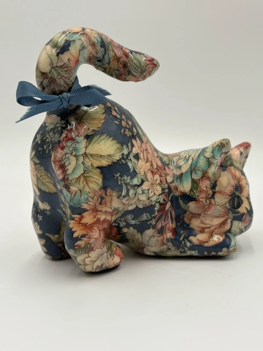 Floral Cat‎ Figurine Resin Decorative Cat Blue Multicolor Vintage Style